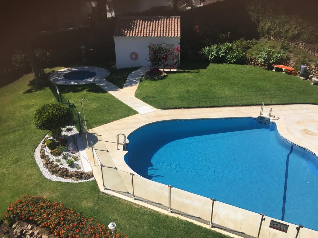Ocean Point Apartamento Sitio de Calahonda Exterior foto